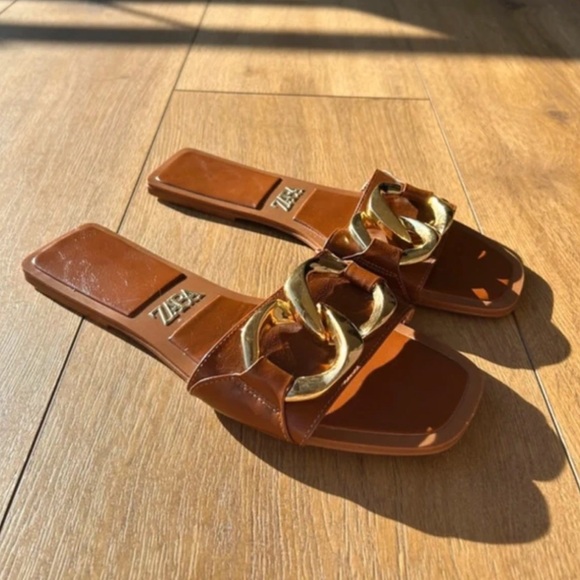 ZARA Brown Slides with Gold Chain Detail 40 - Picture 3 of 12